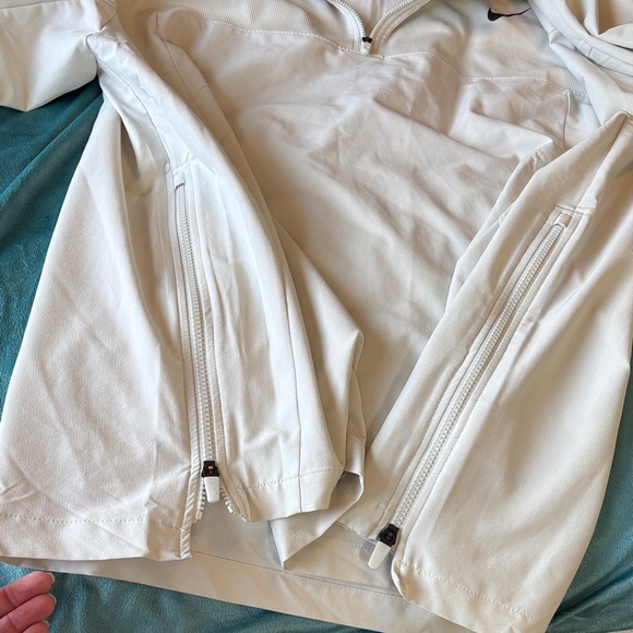 Nike Cream Quarter-Zip Golf Pullover - Picture 7 of 11